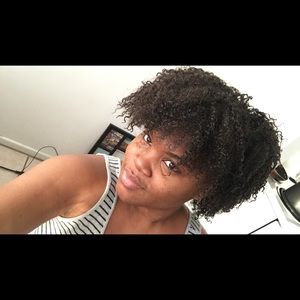 Meet your Posher, Joannie